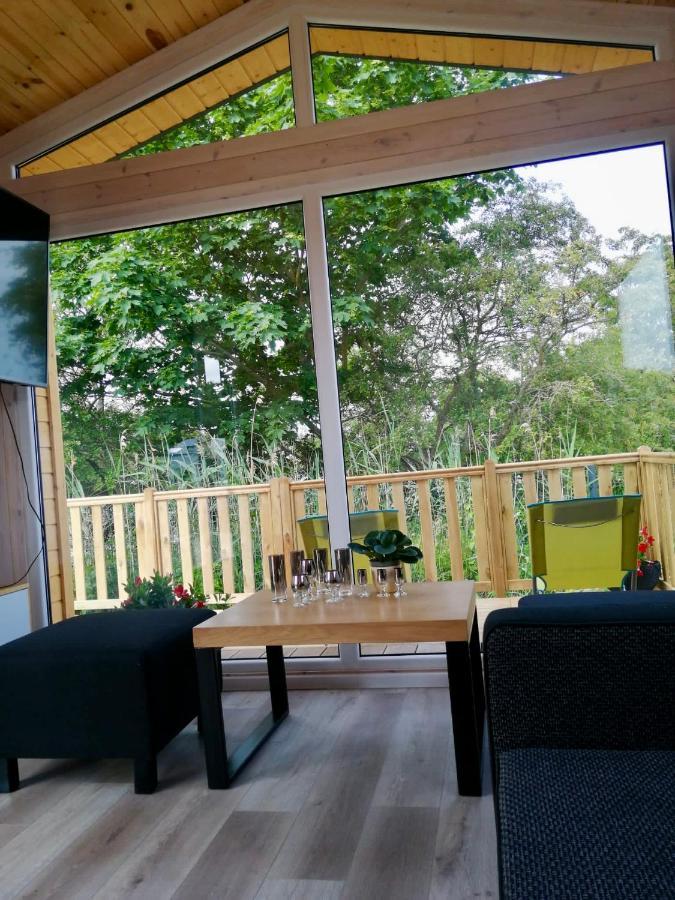 Tiny Beach House Heated And Airconditioned Wapnica  Екстериор снимка