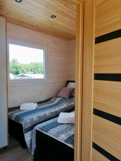 Tiny Beach House Heated And Airconditioned Wapnica  Екстериор снимка