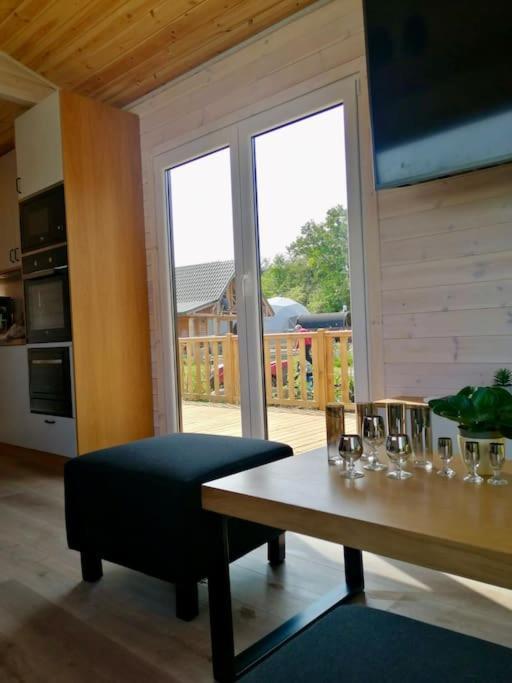 Tiny Beach House Heated And Airconditioned Wapnica  Екстериор снимка