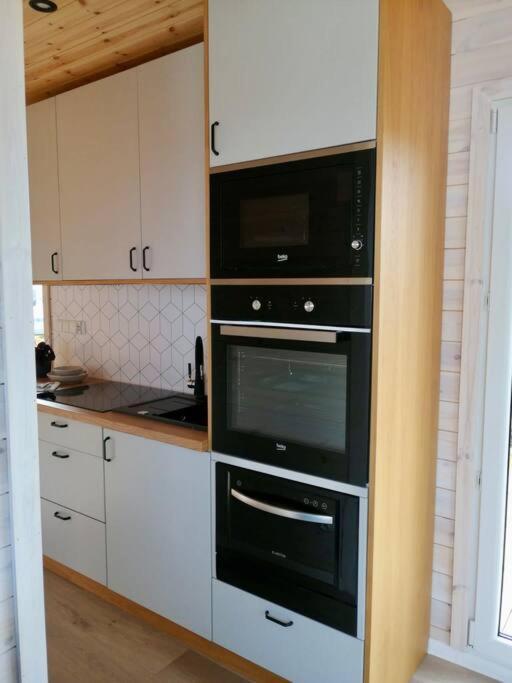 Tiny Beach House Heated And Airconditioned Wapnica  Екстериор снимка