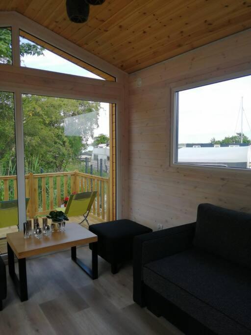 Tiny Beach House Heated And Airconditioned Wapnica  Екстериор снимка