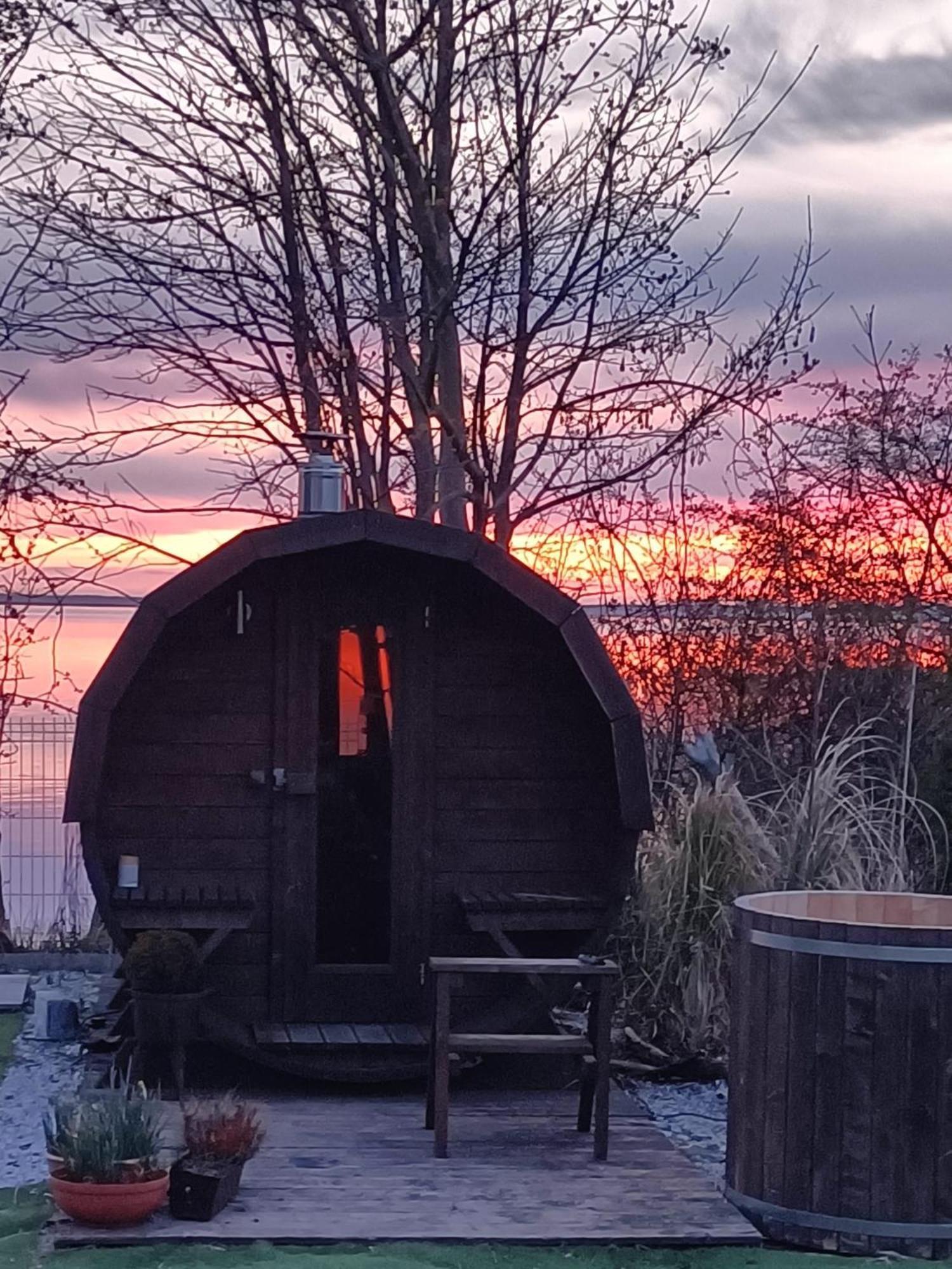 Tiny Beach House Heated And Airconditioned Wapnica  Екстериор снимка
